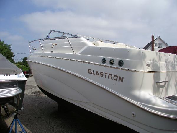 2003 Glastron GS 249