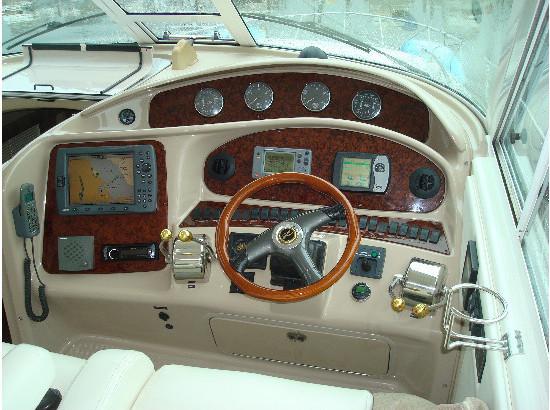2003 Sea Ray 390 Motoryacht