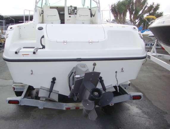 2003 Seaswirl STRIPER 2101WA IO