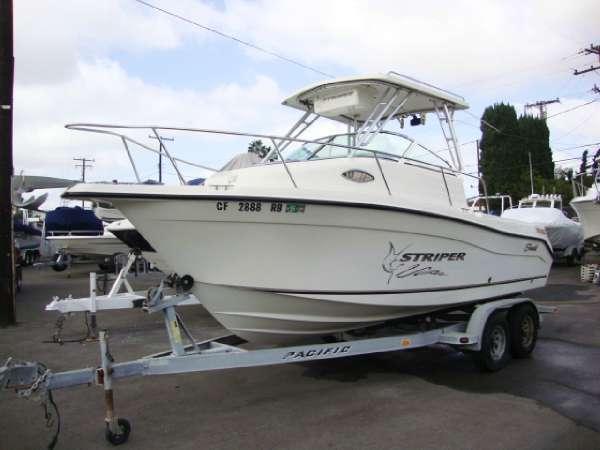 2003 Seaswirl STRIPER 2101WA IO