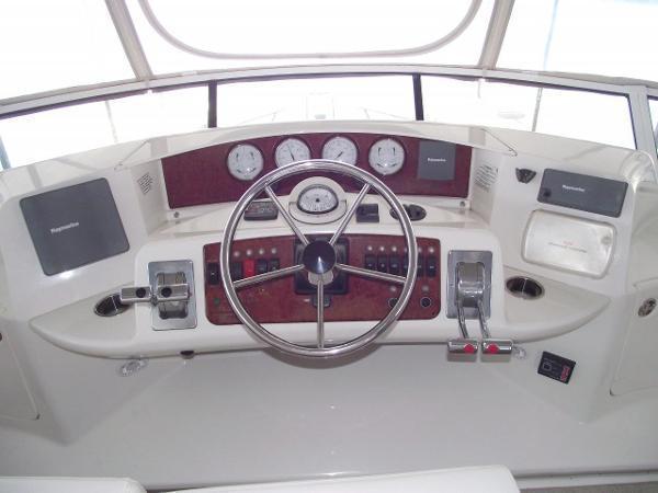 2003 Silverton 35 Motor Yacht