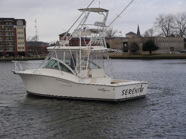 2004 Albemarle 310 Express Fisherman