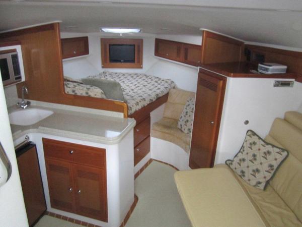 2004 Cabo Yachts Express