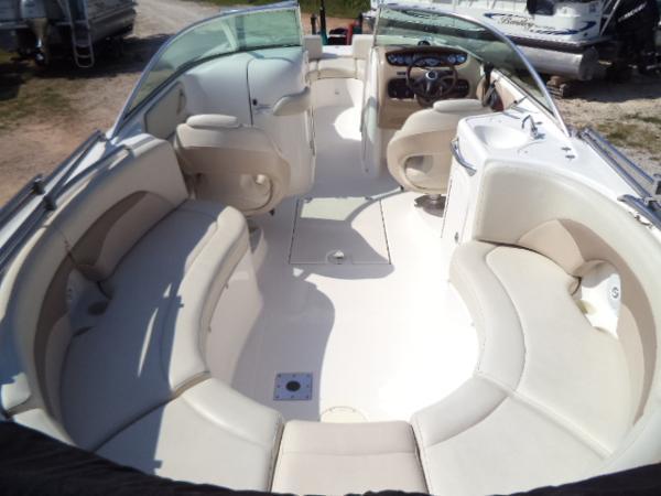 2004 Chaparral 274 SUNESTA