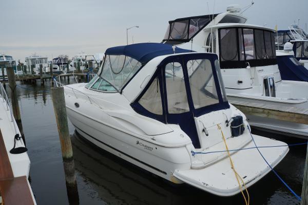 2004 Cruisers Yachts 320 Express