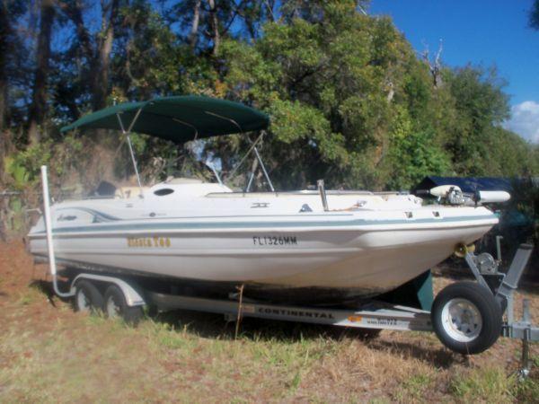 2004 Hurricane Fundeck 232GS with Yamaha 4 Stroke 150