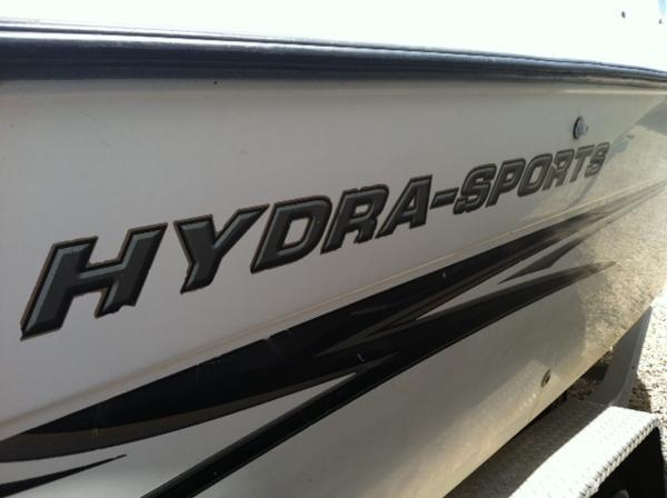 2004 Hydra-Sports 230HS