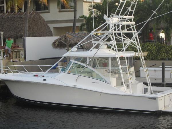 2004 Luhrs 38 Open Low Hours