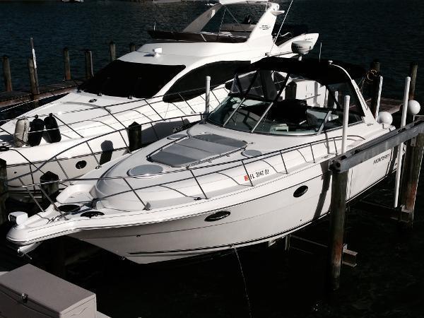 2004 Monterey 350 Sport Yacht