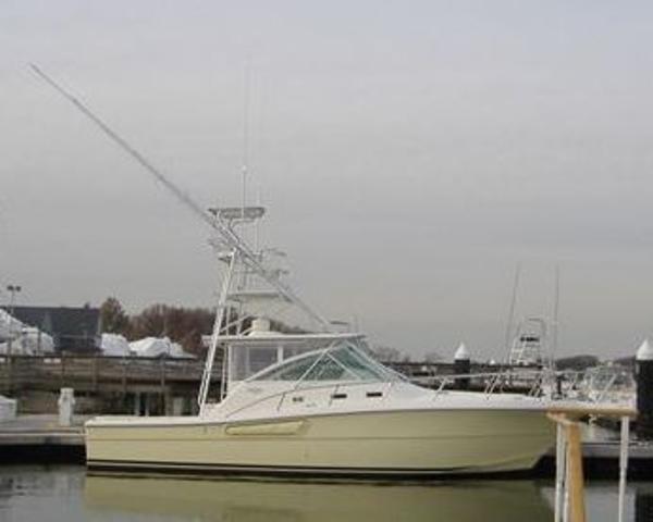 2004 Rampage 38 Express with Tower