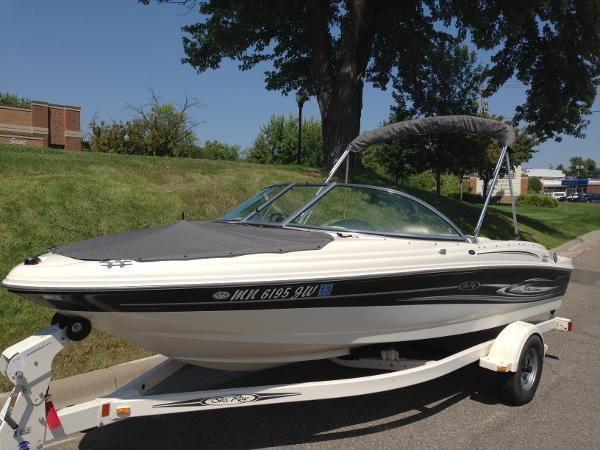 2004 Sea Ray 180 Sport