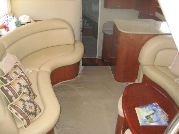 2004 Sea Ray 390 Motor Yacht