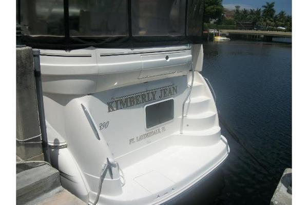 2004 Sea Ray 39 MOTOR YACHT