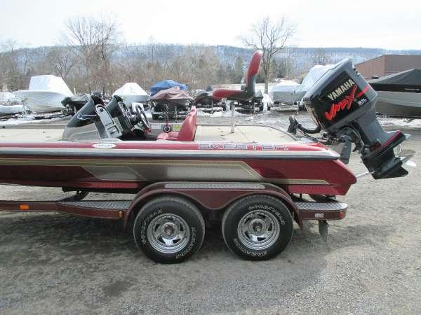 2004 Skeeter TZX 200