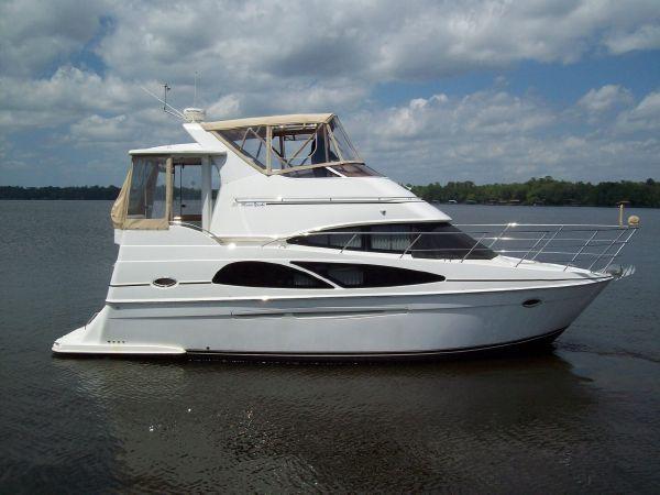 2005 Carver 366 Motor Yacht