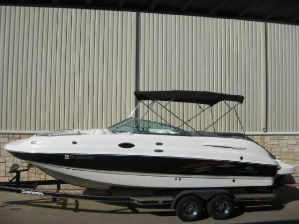 2005 Chaparral 254 Sunesta Deckboat