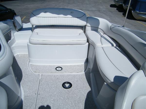2005 Crownline 240 EX