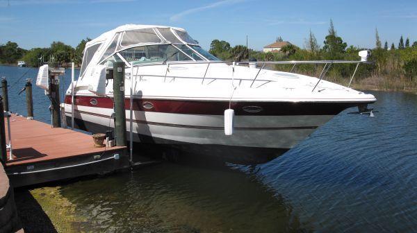 2005 Cruisers Yachts 340 Express