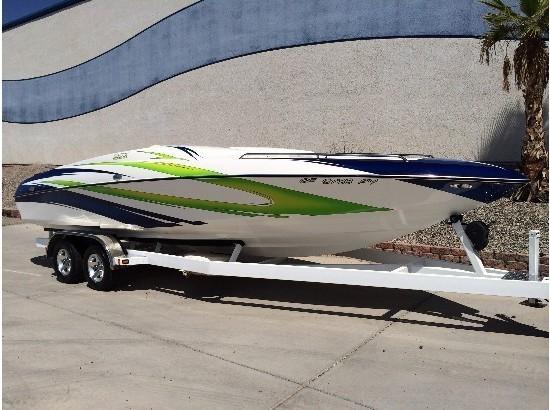 2005 ESSEX PERFORMANCE BOATS 25 Tempest