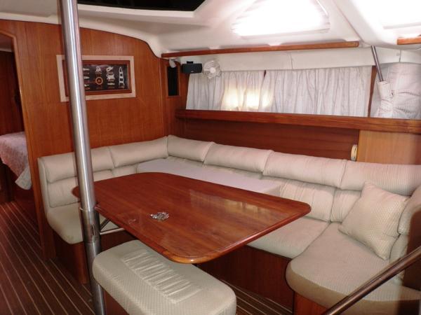 2005 Hunter 456