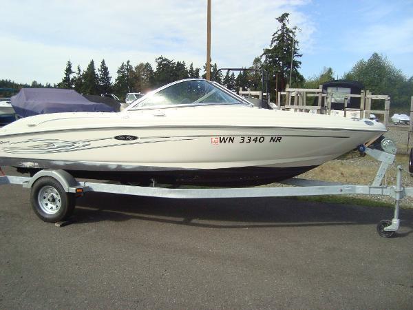 2005 Sea Ray 180 Sport