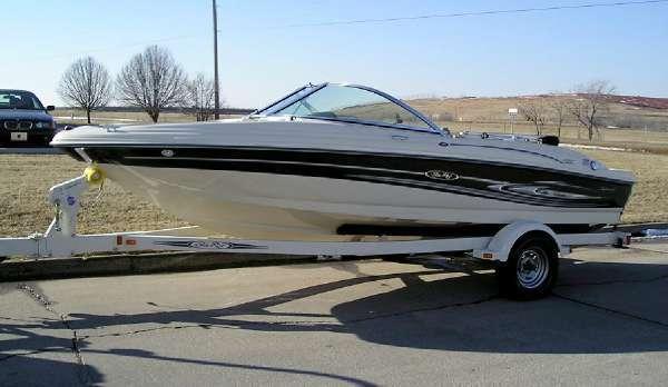 2005 Sea Ray 180 Sport