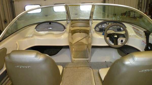 2005 Sea Ray 180 Sport