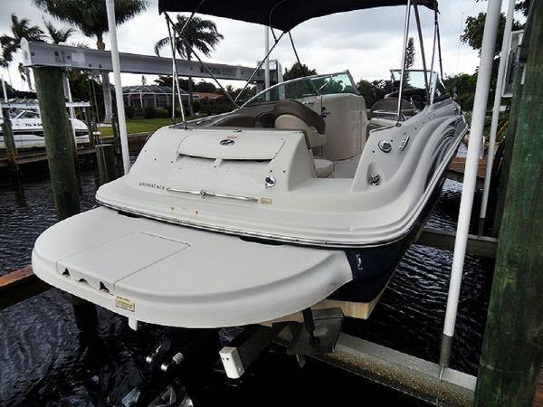 2005 Sea Ray 240 Sundeck