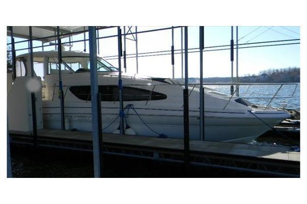 2005 Sea Ray 390 tor Yacht