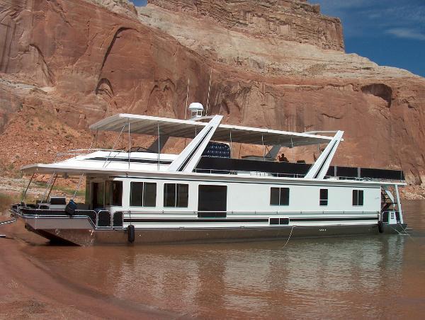 2005 STARDUST 75 x 18 1/18 Multi-Ownership Houseboat