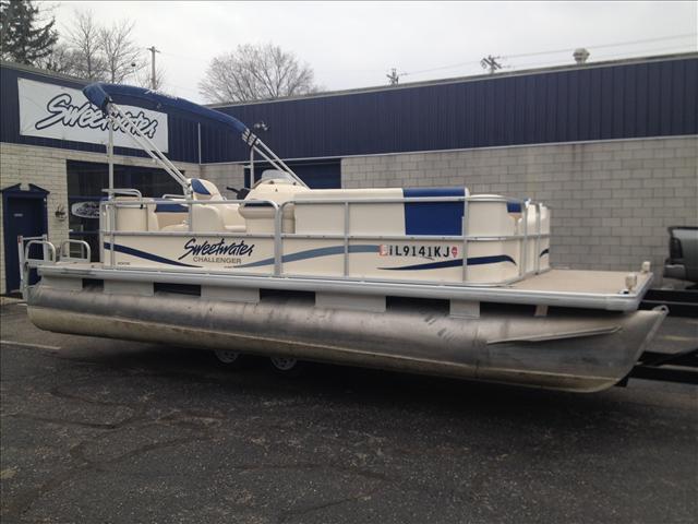 2005 Sweetwater Sweetwater Challenger 200 RE  La Porte