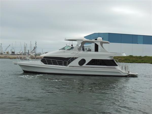 2006 Bluewater Yachts 5200