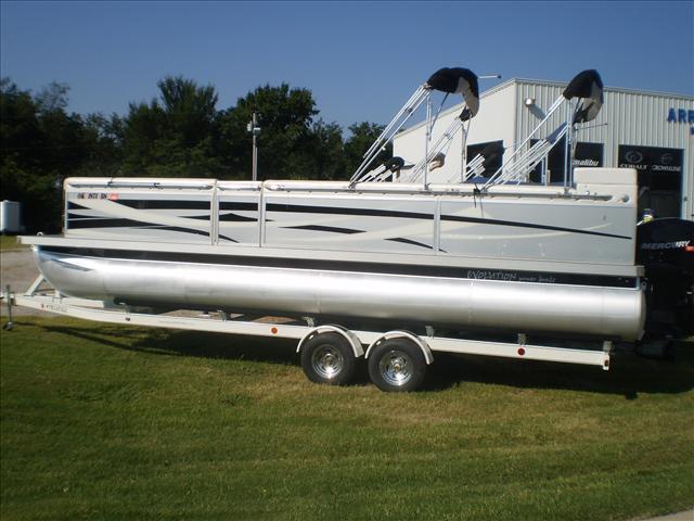 2006 EVOLUTION POWER BOATS Pontoon 26