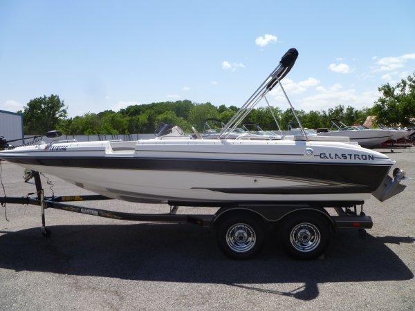 2006 Glastron DS-205 DB