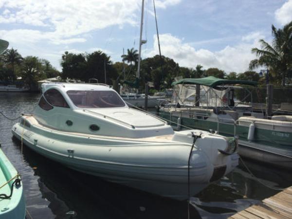 2006 Heaven 34 2006 Pilothouse RIB