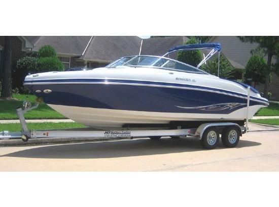 2006 Rinker Captiva 246