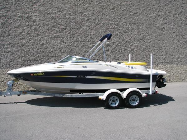 2006 Sea Ray 195 Sport - LOW HOURS 68!!!