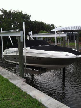 2006 Sea Ray 200 Sundeck