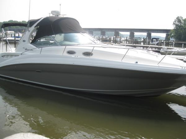 2006 Sea Ray 320 Sundancer
