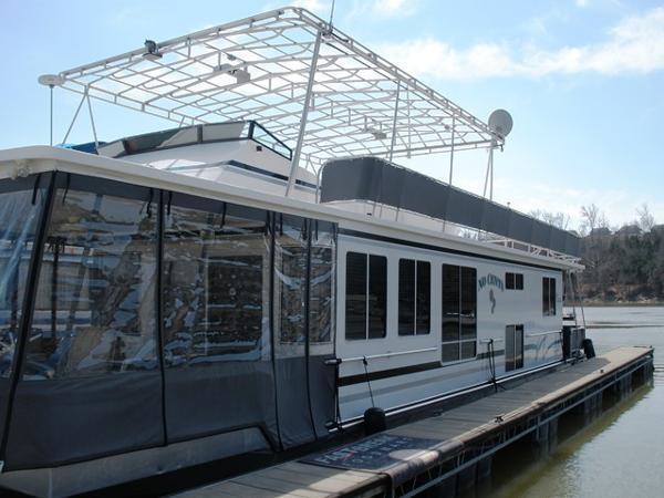 2006 Sunstar Houseboat
