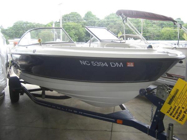 2007 Bayliner 215 Discovery
