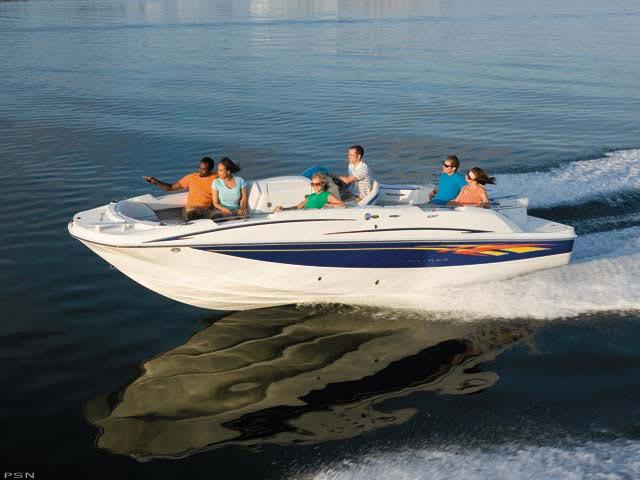 2007 Bayliner 237 Deck Boat