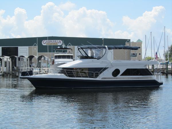 2007 Bluewater Yachts 5200 Custom