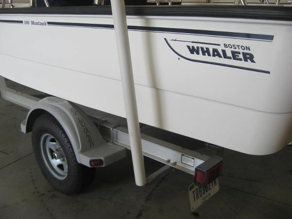 2007 Boston Whaler 190 Montauk