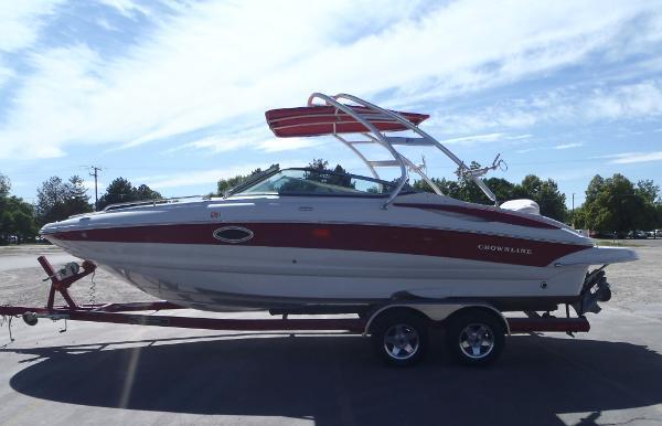 2007 Crownline 240 EX Deck Boat Bowrider
