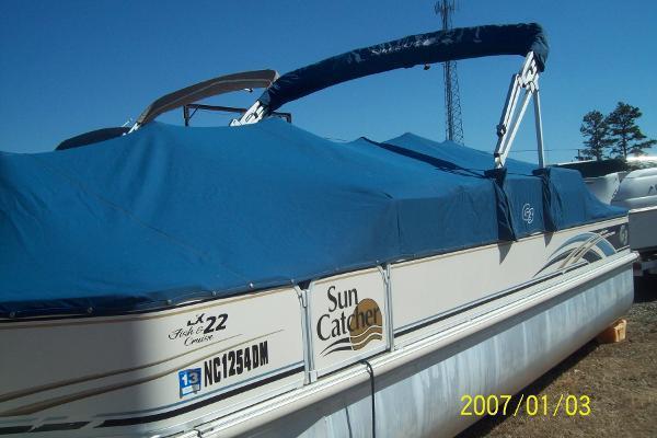 2007 G 3 - Pontoon Boat LX 22 Sun Catcher with a 50 HP 4 stroke Motor