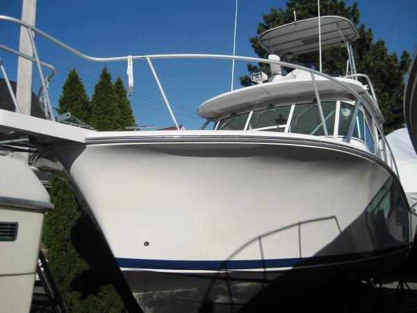 2007 Luhrs 32 Open