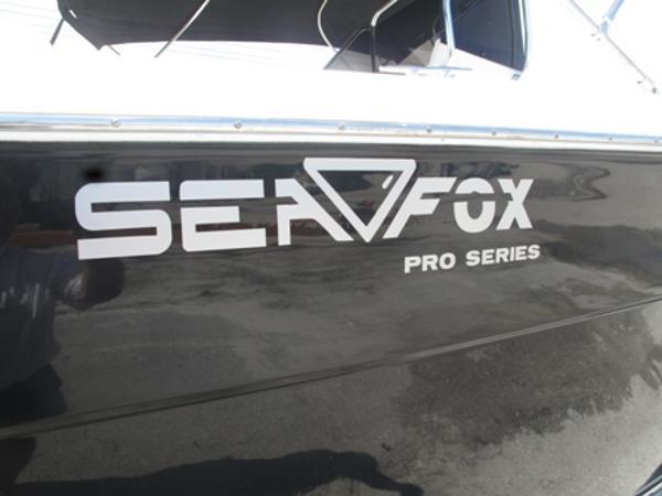 2007 Sea Fox 287 Center Console