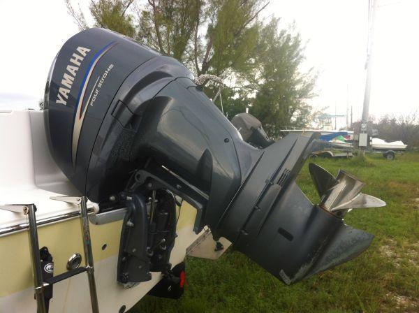 2007 Sea Hunt 232