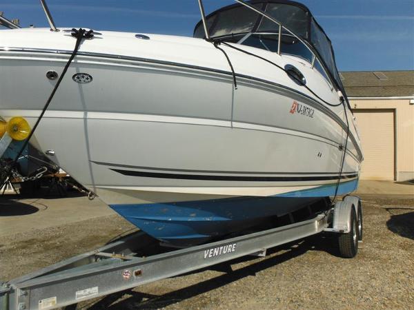 2007 Sea Ray 240 Sundancer